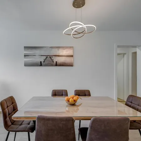 Apartment Luxury Bb