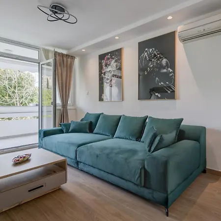 Apartment Luxury Bb